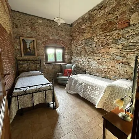 Agriturismo I Granai Venturina Terme Exterior foto