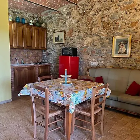Agriturismo I Granai Venturina Terme Exterior foto